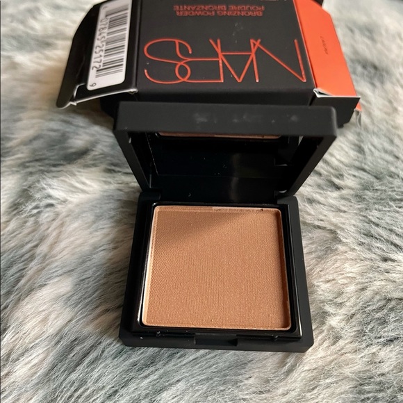 NARS MINI- deluxe sample LAGUNA BRONZING POWDER - Picture 3 of 6